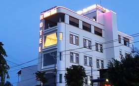 Khách sạn Vân Nhi